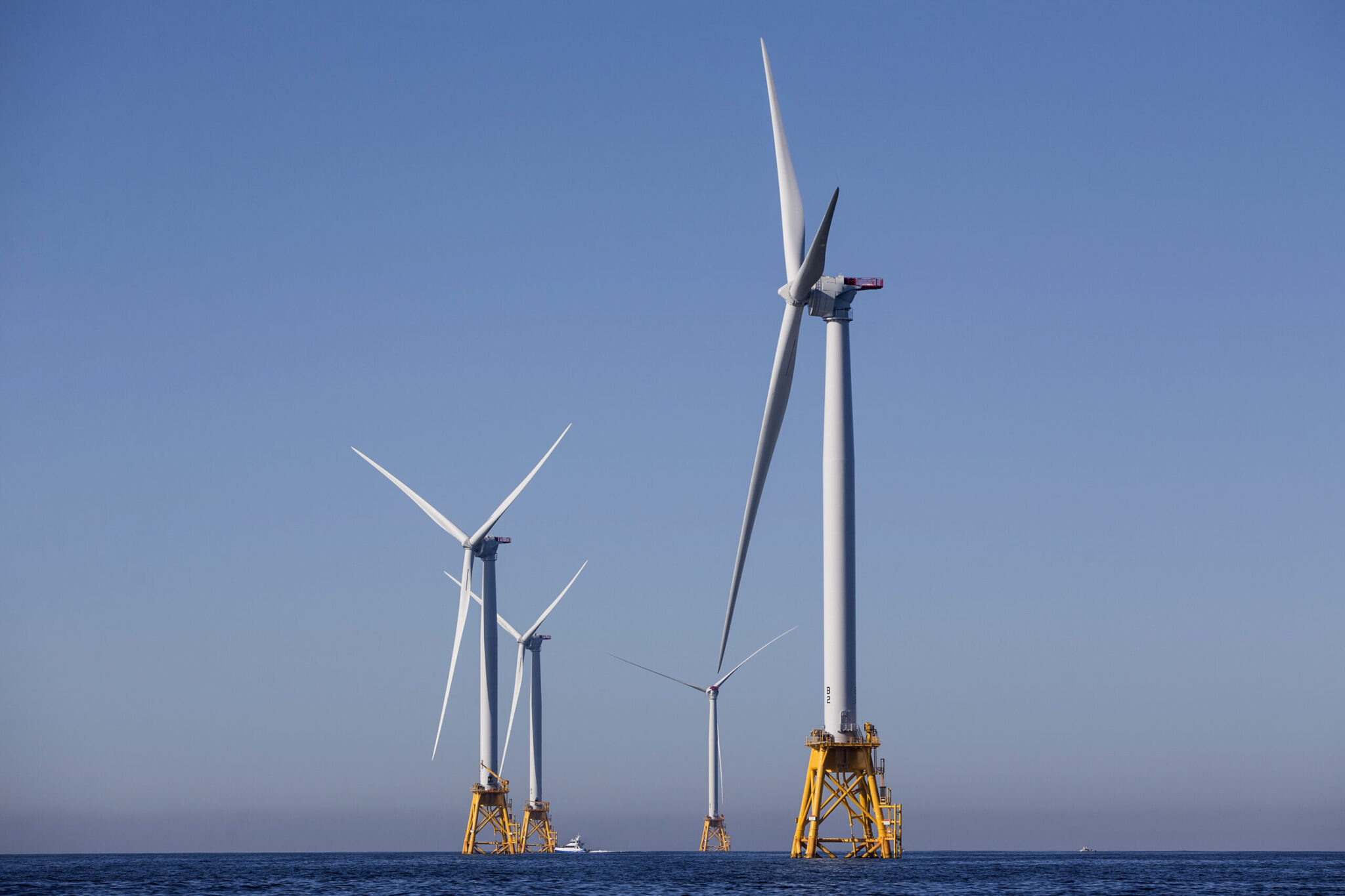Structures support to offshore wind energy systems